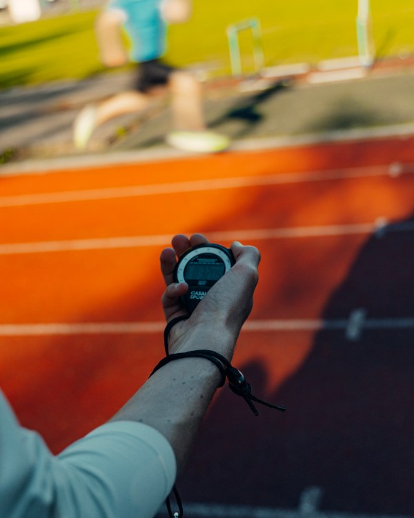 Calculateur d'allure de course, chronomètre sur piste