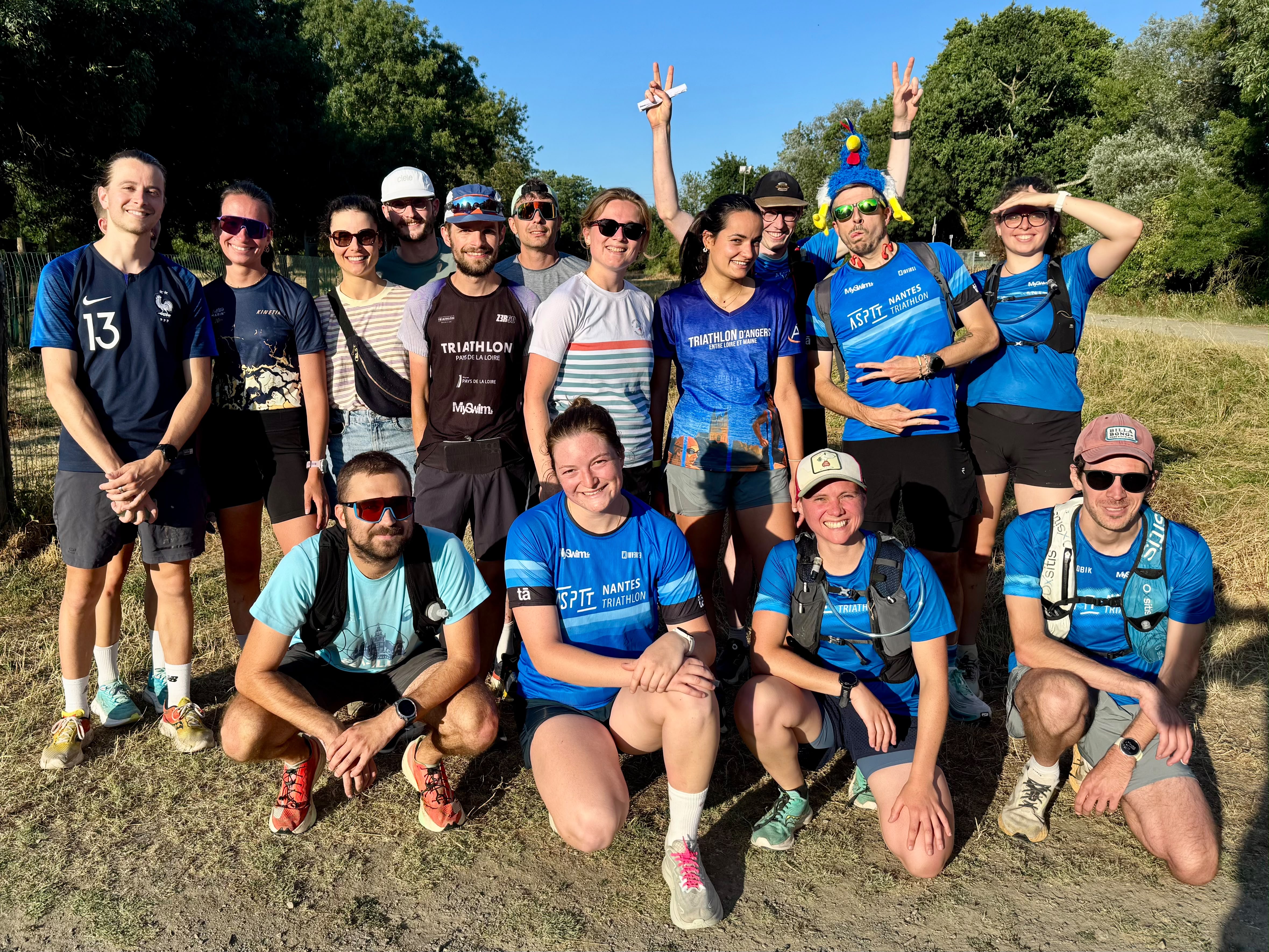 Groupe de coureurs de club à l’entraînement, coaching course à pied Le Fond La Forme à Nantes
